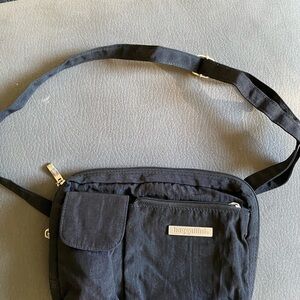 Baggallini Black Messenger Bag